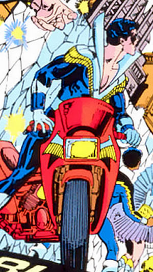 Crisis on Infinite Earths panel : nightwing on his bike