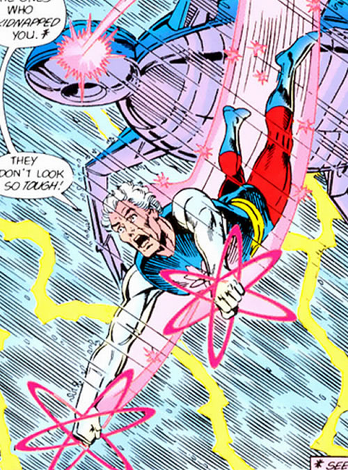 Crisis on Infinite Earths panel : captain atom flying